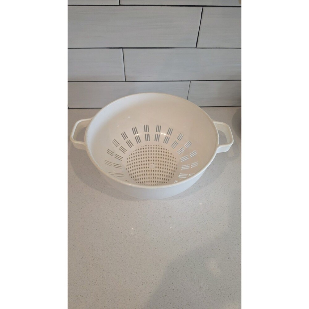 Vintage Kamenstein White Plastic Colander Large Heavy Duty Strainer Bowl 11"